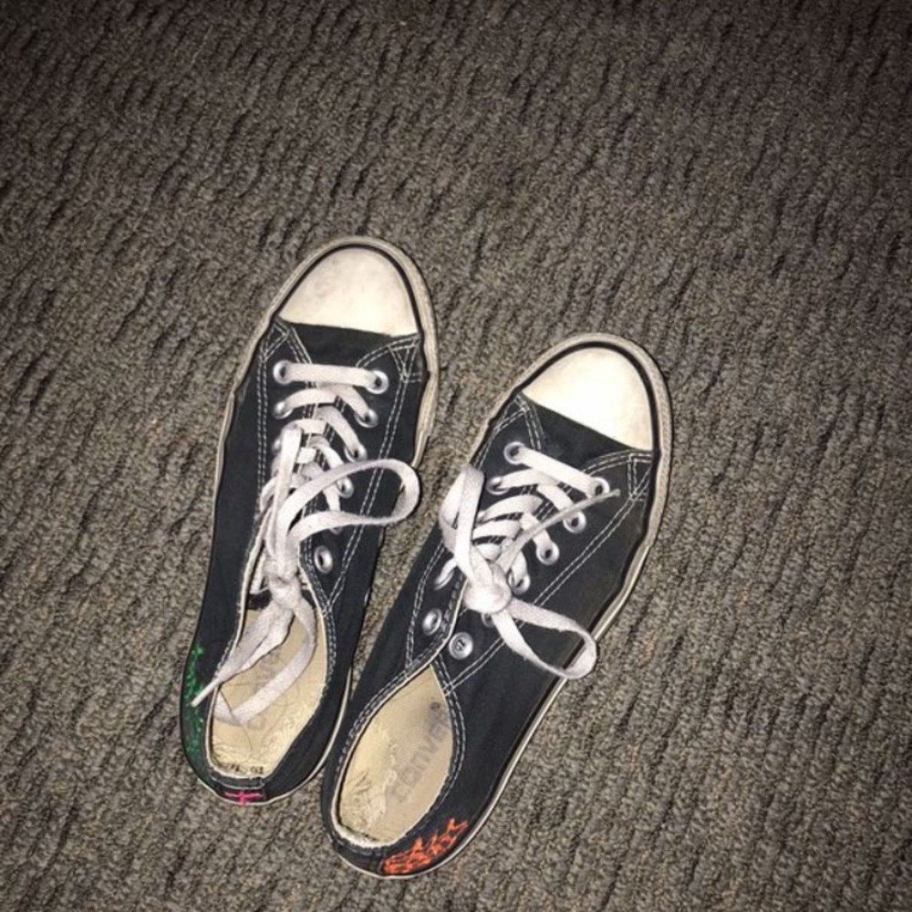 Converse